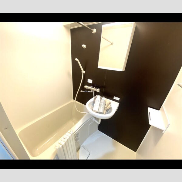 ドルフ亀島Ⅰの物件内観写真