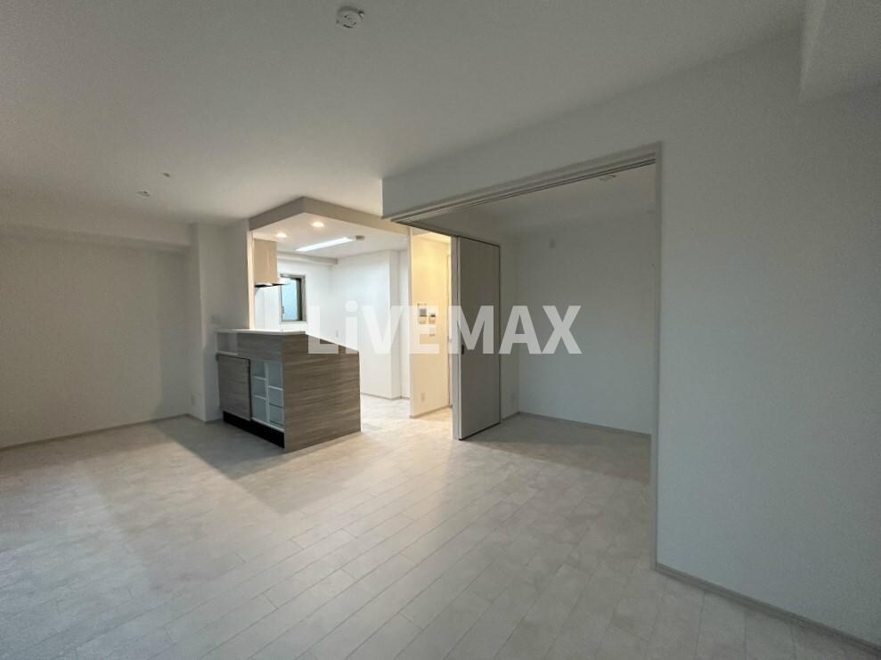 エステムプラザ名古屋UXの物件内観写真