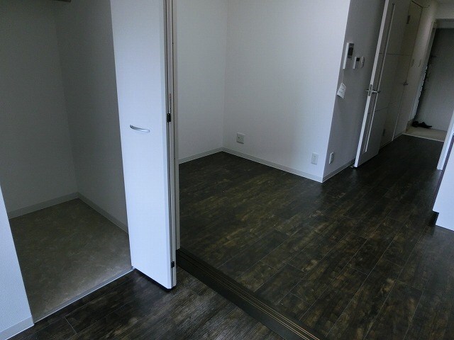 グランパークタワーの物件内観写真