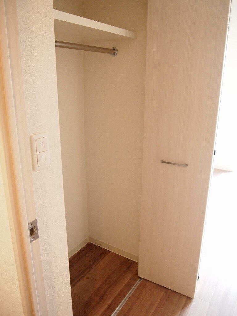 プレサンス上前津グレースの物件内観写真