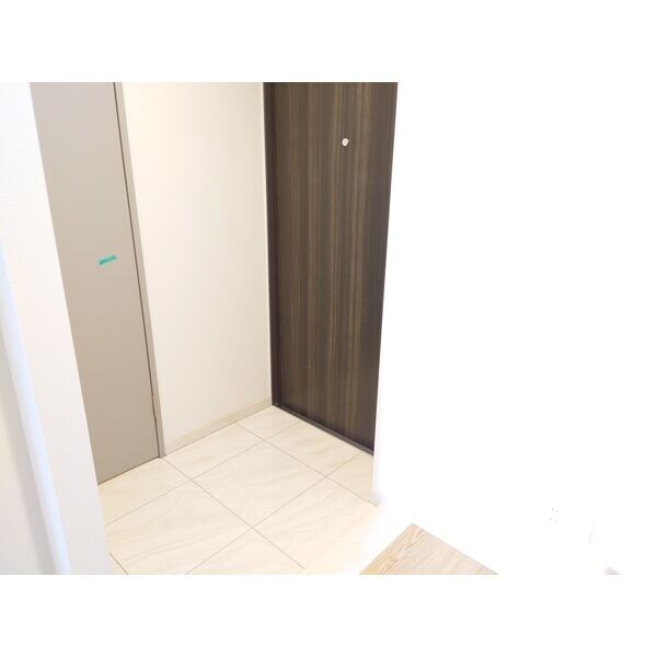 ローレルアイ名駅東の物件内観写真