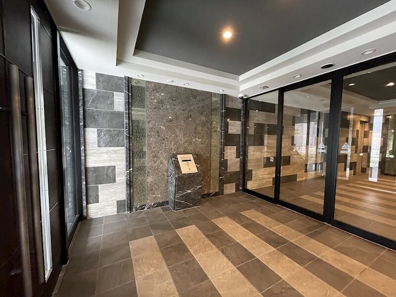 プレサンス丸の内リラティの物件外観写真