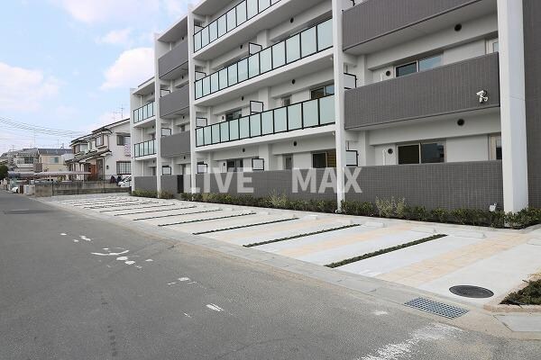 グランツ京都南の物件外観写真