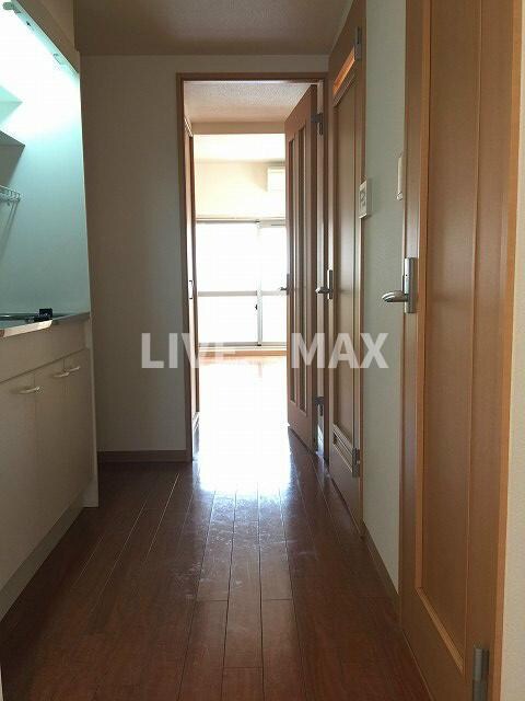 ビレイユ眞英烏丸五条の物件内観写真