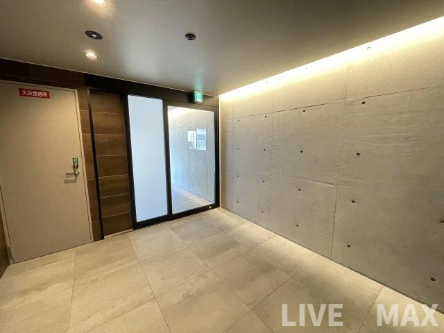 THE GARNET SUITE RESIDENCE西院Ⅰの物件外観写真