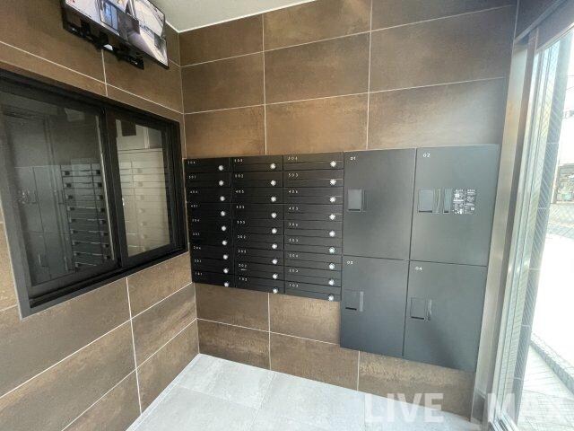 THE GARNET SUITE RESIDENCE西院Ⅰの物件外観写真