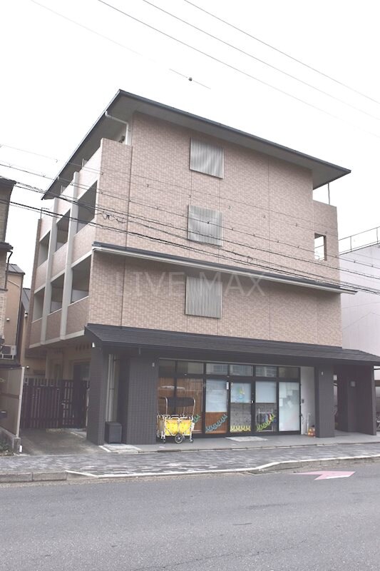 ジョイフルスクエア二条の物件外観写真