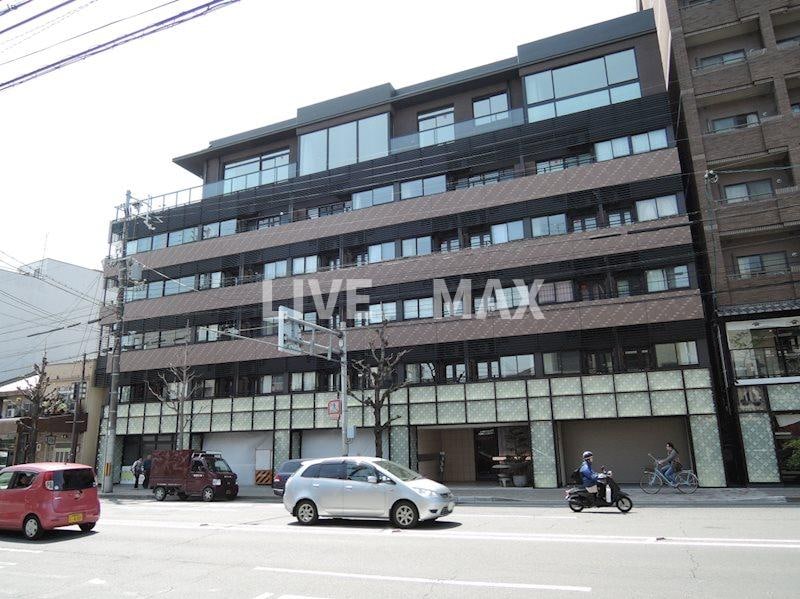 グランスイート鴨川の物件外観写真