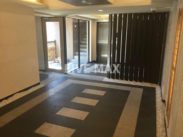 プレサンス京大前の物件外観写真