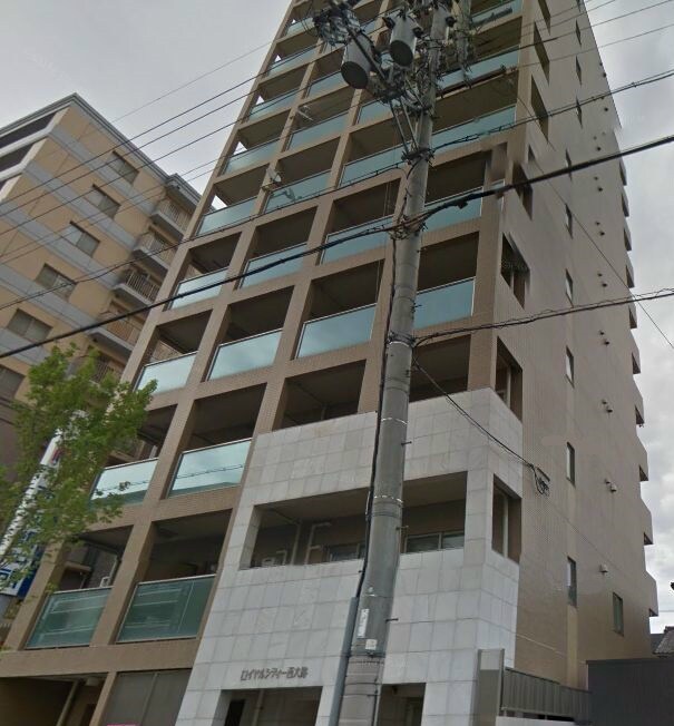 ロイヤルシティ西大路の物件外観写真