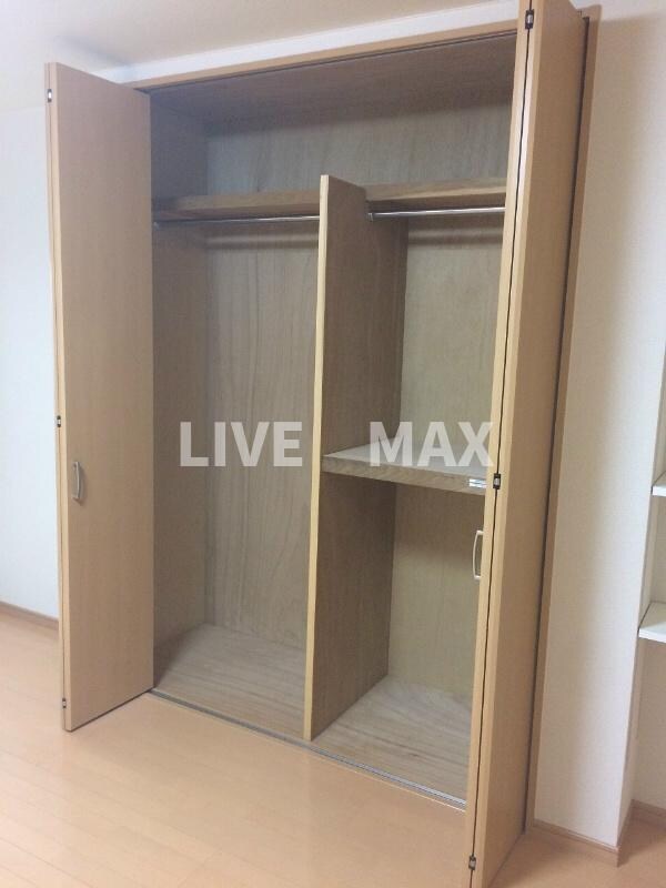 アーバンレイ12の物件内観写真