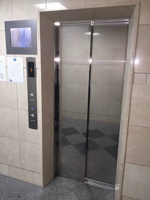 リーガル京都烏丸御池の物件外観写真