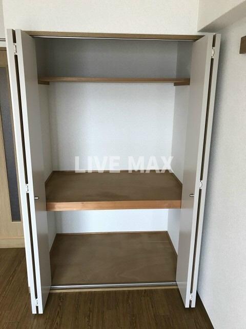 ヴィヴァーチェ四条大宮の物件内観写真