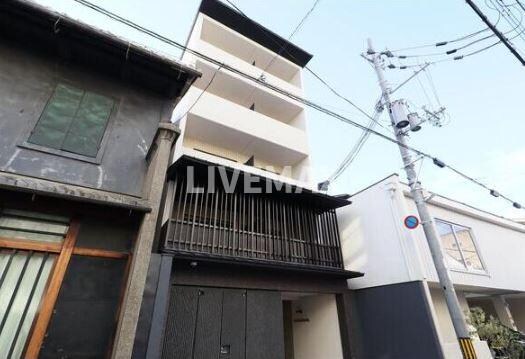 La Fite KARASUMAの物件外観写真