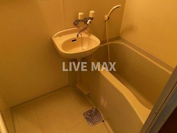 Raffine御所西の物件内観写真