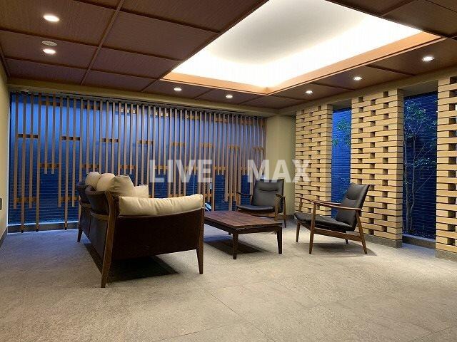 ザ・パークハウス三条油小路の物件外観写真