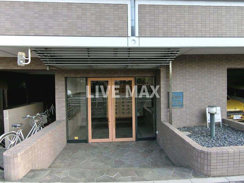 プレサンス京都二条城前の物件外観写真