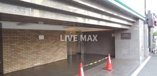 Royal烏丸の物件外観写真