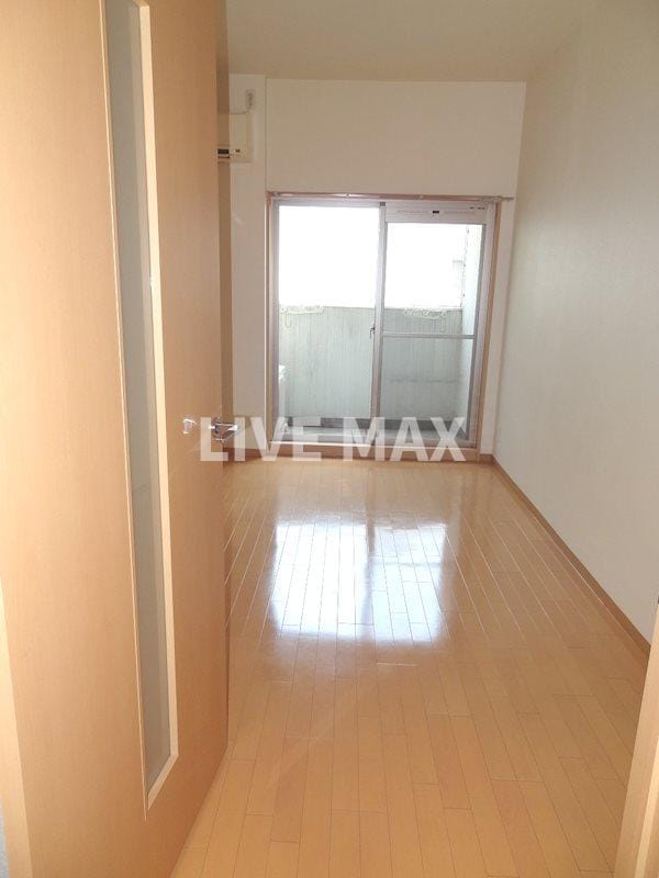 Royal烏丸の物件内観写真