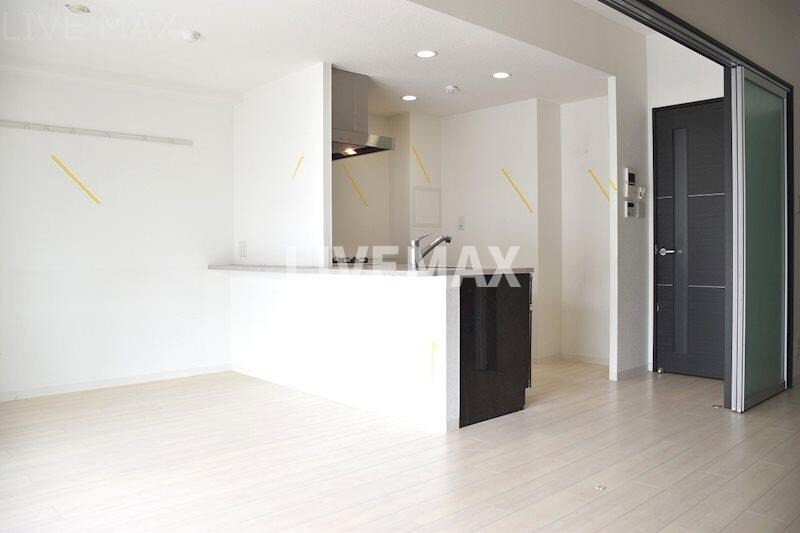 プルミエール朱雀の物件内観写真