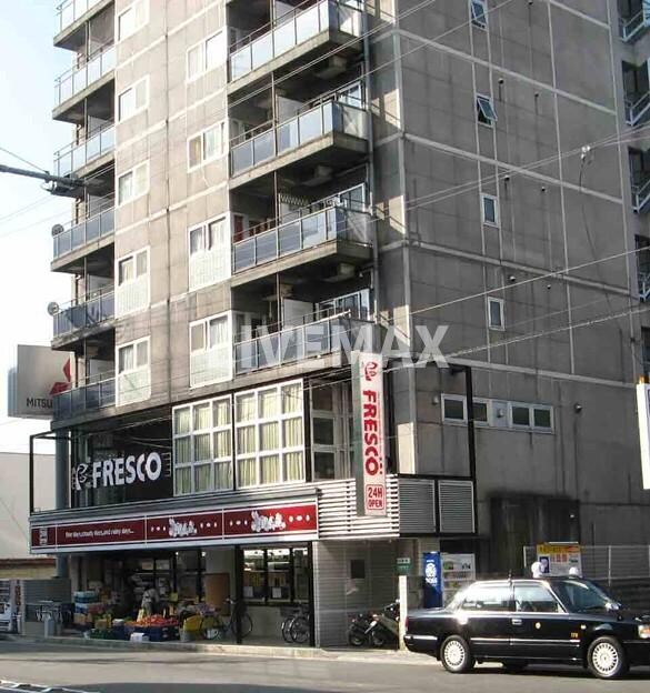 プルミエール朱雀の物件外観写真