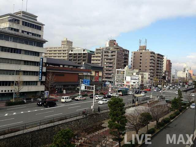 コモドエスペシオ勝山の物件内観写真