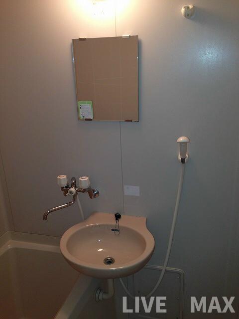 コモドエスペシオ勝山の物件内観写真