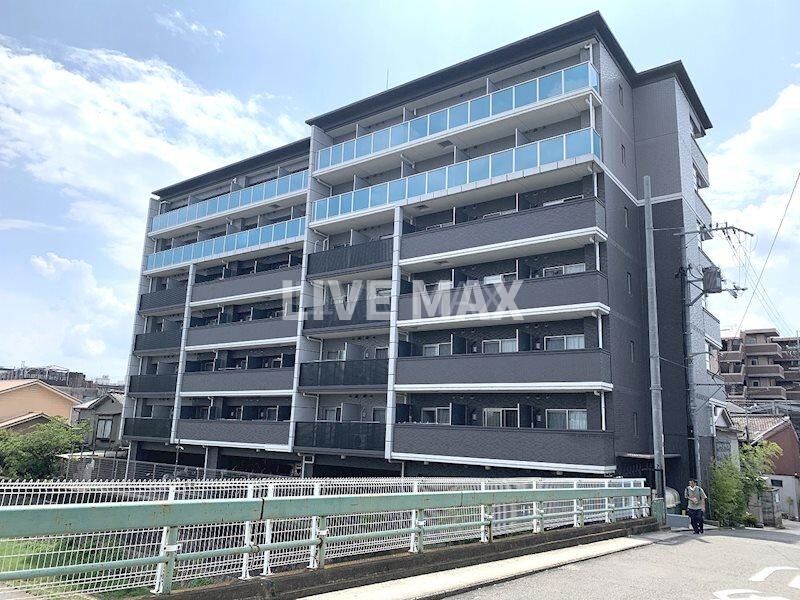 プレサンス京都鴨川の物件外観写真