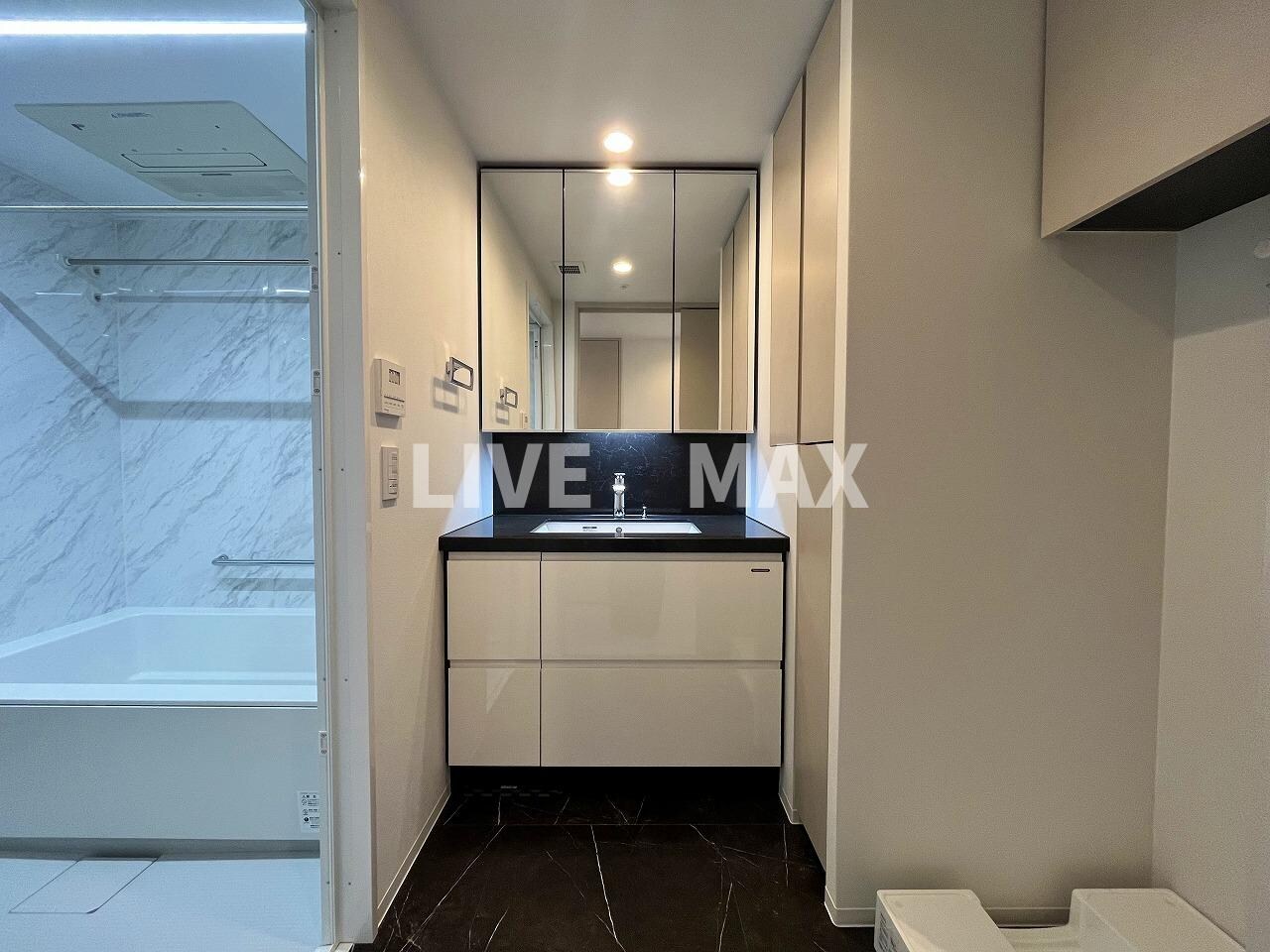 レ・ジェイド京都四条大宮の物件内観写真