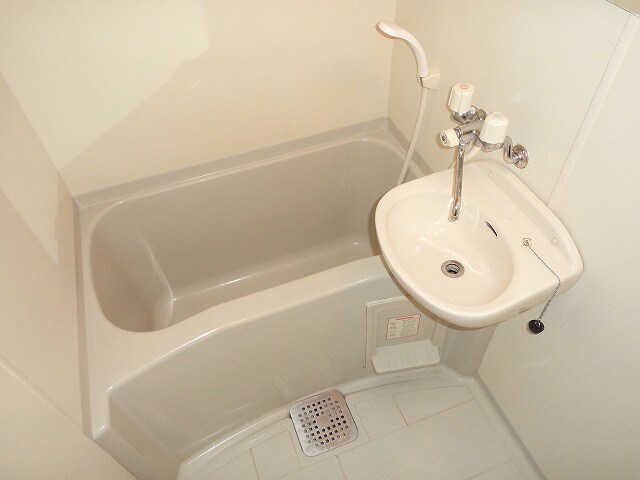 プレサンス京都二条城前の物件内観写真