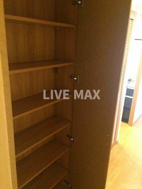 リーガル京都烏丸東の物件内観写真