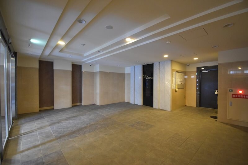 プレサンス新大阪クレスタの物件外観写真