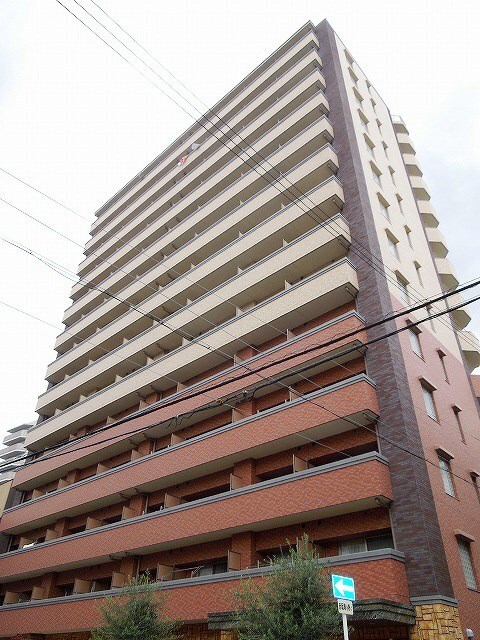 アーバネックス西長堀の物件外観写真