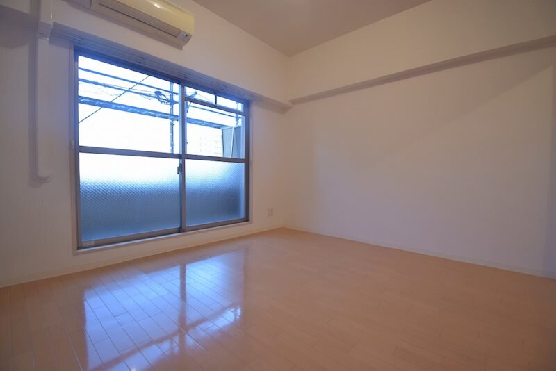 レフィーナカルム江坂の物件内観写真