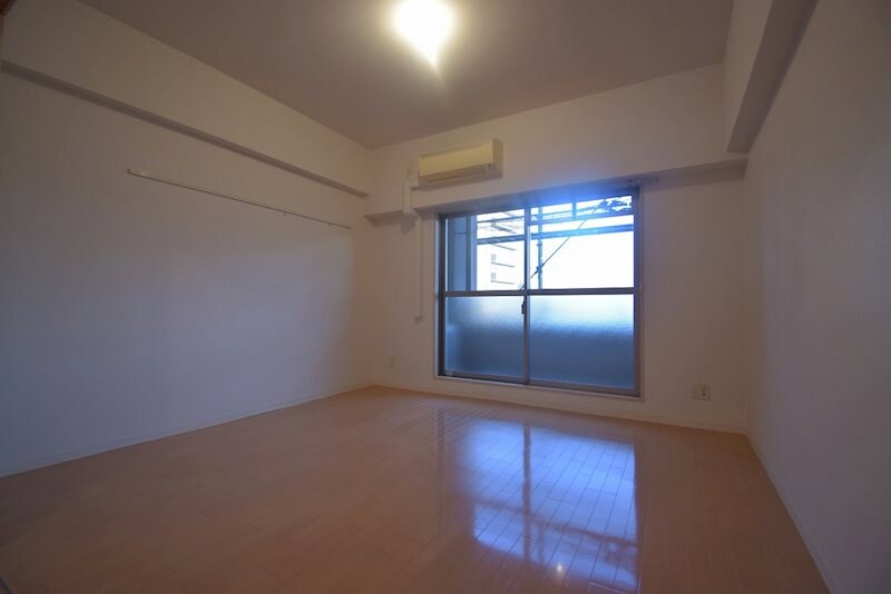 レフィーナカルム江坂の物件内観写真