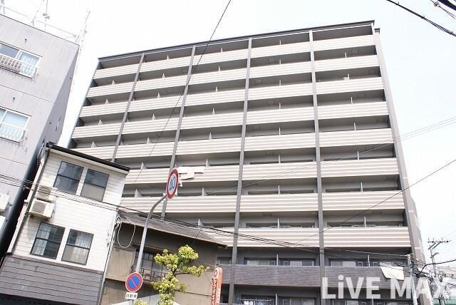 クリーデンス福島の物件外観写真