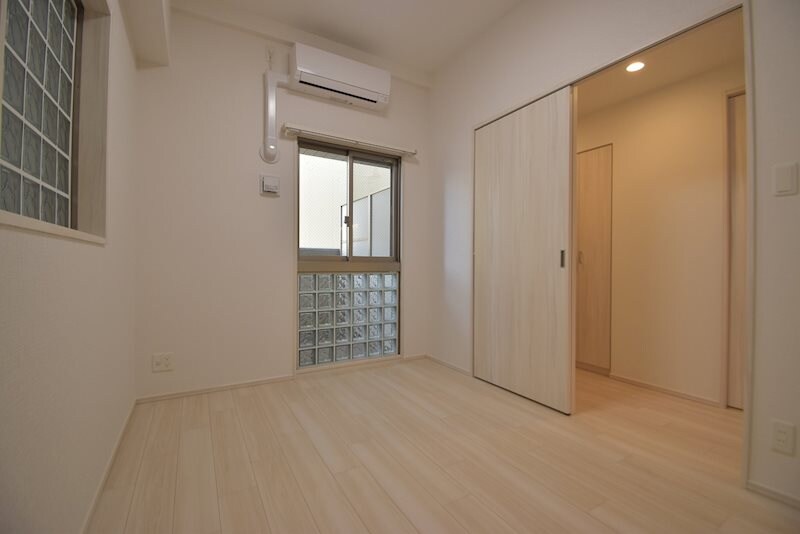 プレジオ江坂SOUTHの物件内観写真