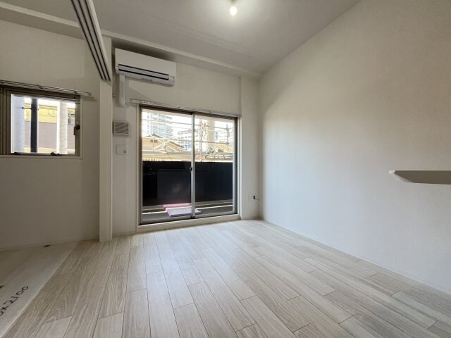 セレニテ江坂エクラの物件内観写真