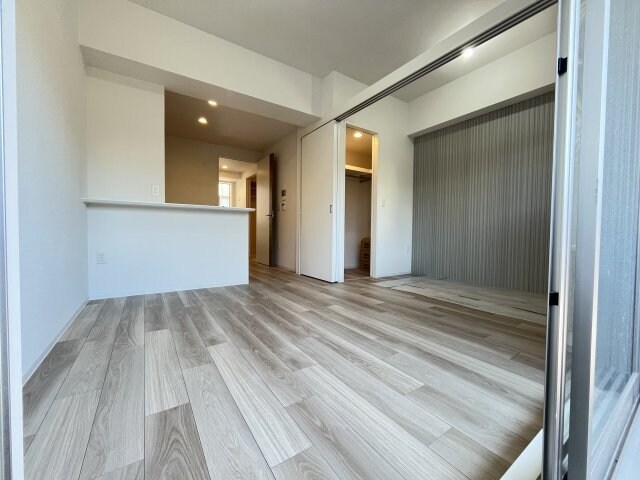 セレニテ江坂エクラの物件内観写真