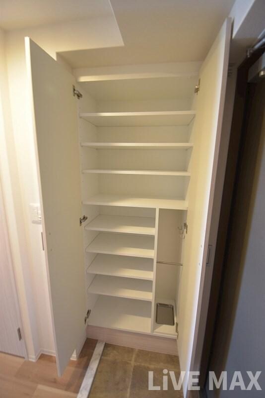 エステムコート心斎橋centralの物件内観写真