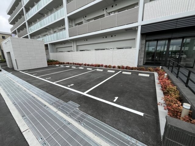 MAXIV CROS 江坂の物件外観写真