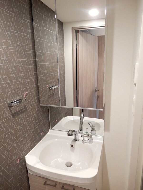 阿波座駅 徒歩10分 6階の物件内観写真