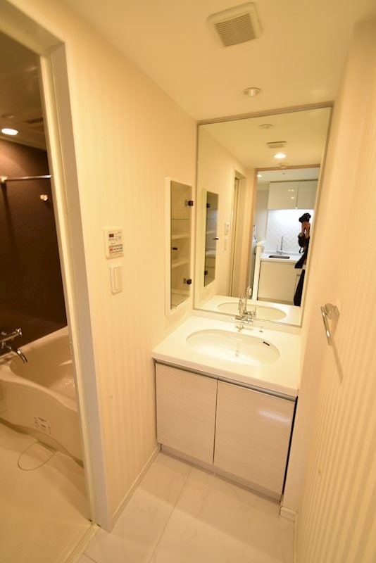 肥後橋駅 徒歩2分 20階の物件内観写真