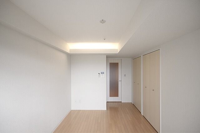 オリエンタル江坂の物件内観写真