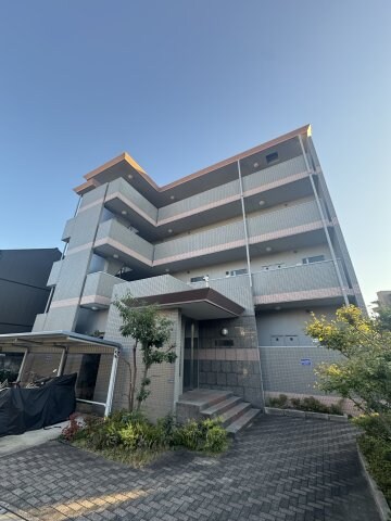 クローヴェーサウスタカハマの物件外観写真