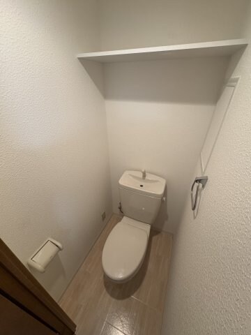 クローヴェーサウスタカハマの物件内観写真