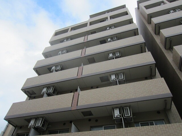 セゾンコート新大阪の物件外観写真