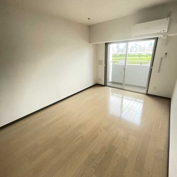 アクアスイート新大阪の物件内観写真