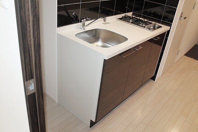 エストーネ江坂の物件内観写真