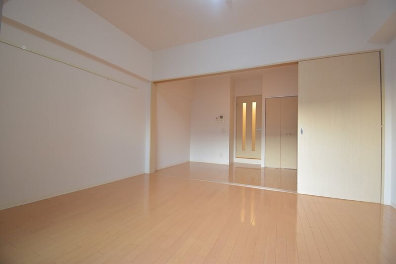 レフィーナカルム江坂の物件内観写真